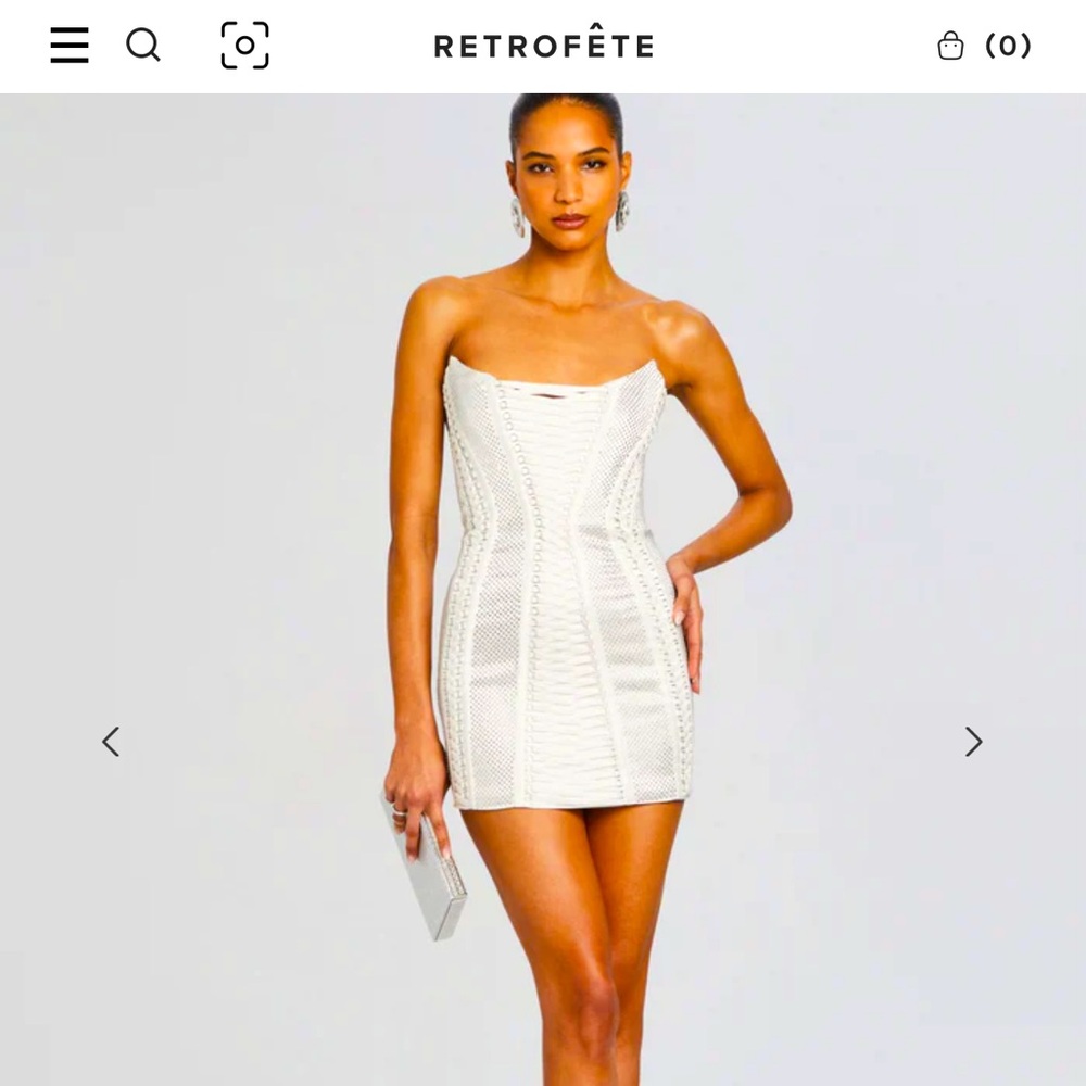 White embellished, retrofete small dress.